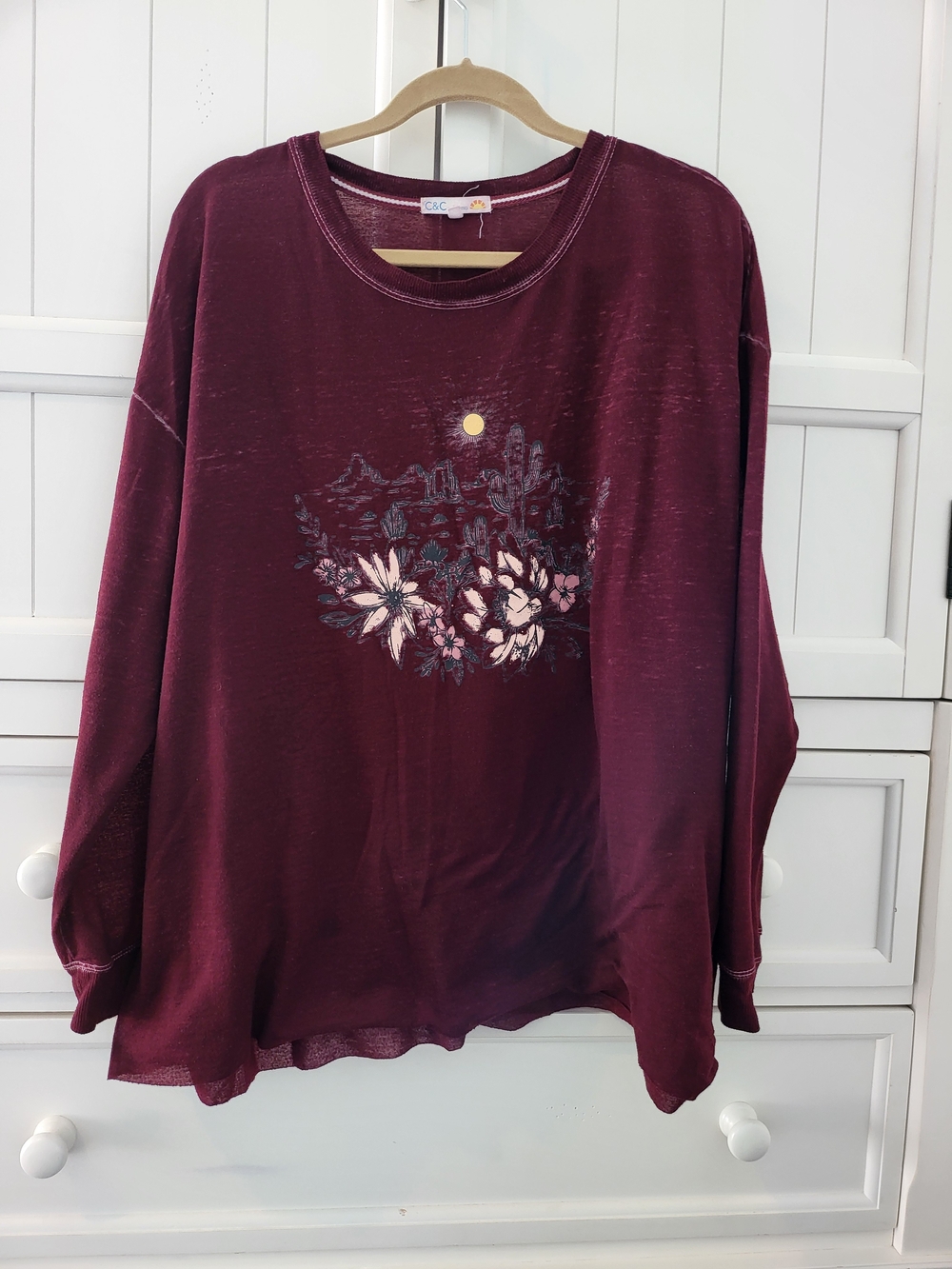 C&C California Women's 2X Maroon Floral Graphic Long-Sleeve Tee